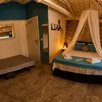 Hotel Usta X Cirak Butik