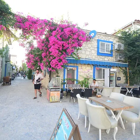 Szálloda Usta X Cirak Butik