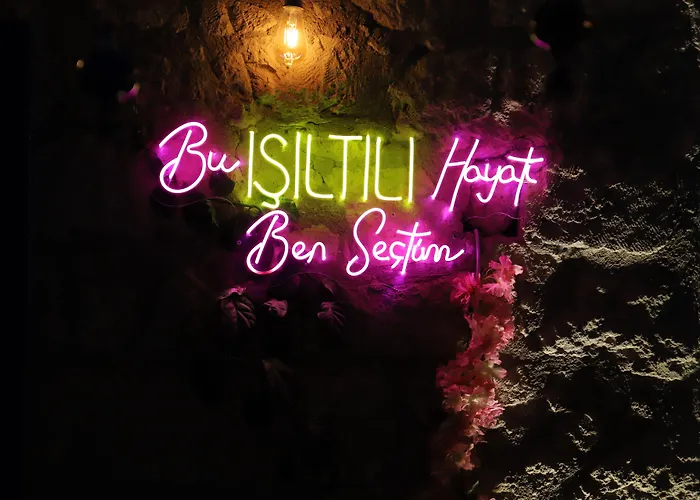 Usta X çırak Butik * İzmir