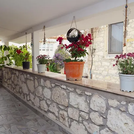 Hotel Usta X Cirak Butik *