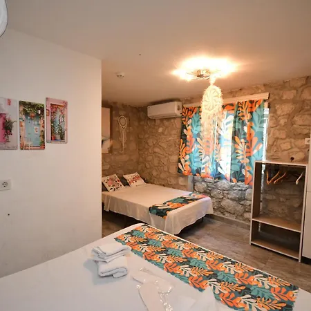 Hotel Usta X Cirak Butik *