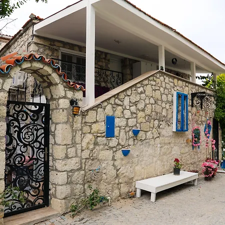 Usta X çırak Butik Otel